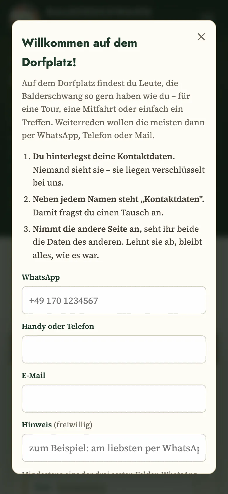 Das Fenster zum Einrichten der Kontaktdaten mit Erklärung in drei Schritten und Feldern für WhatsApp, Telefon und E-Mail